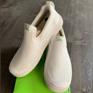 Cariama Slip On White Knit Sneaker